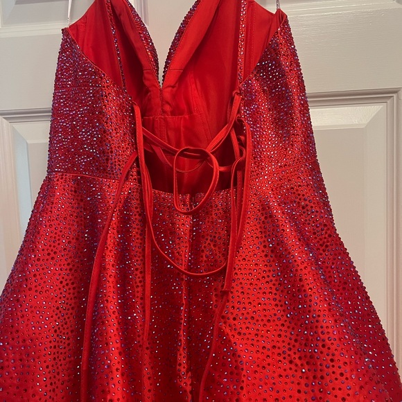 Sherri Hill 54286 Red Rhinestone Beaded Evening gown size 8 - Picture 10 of 11